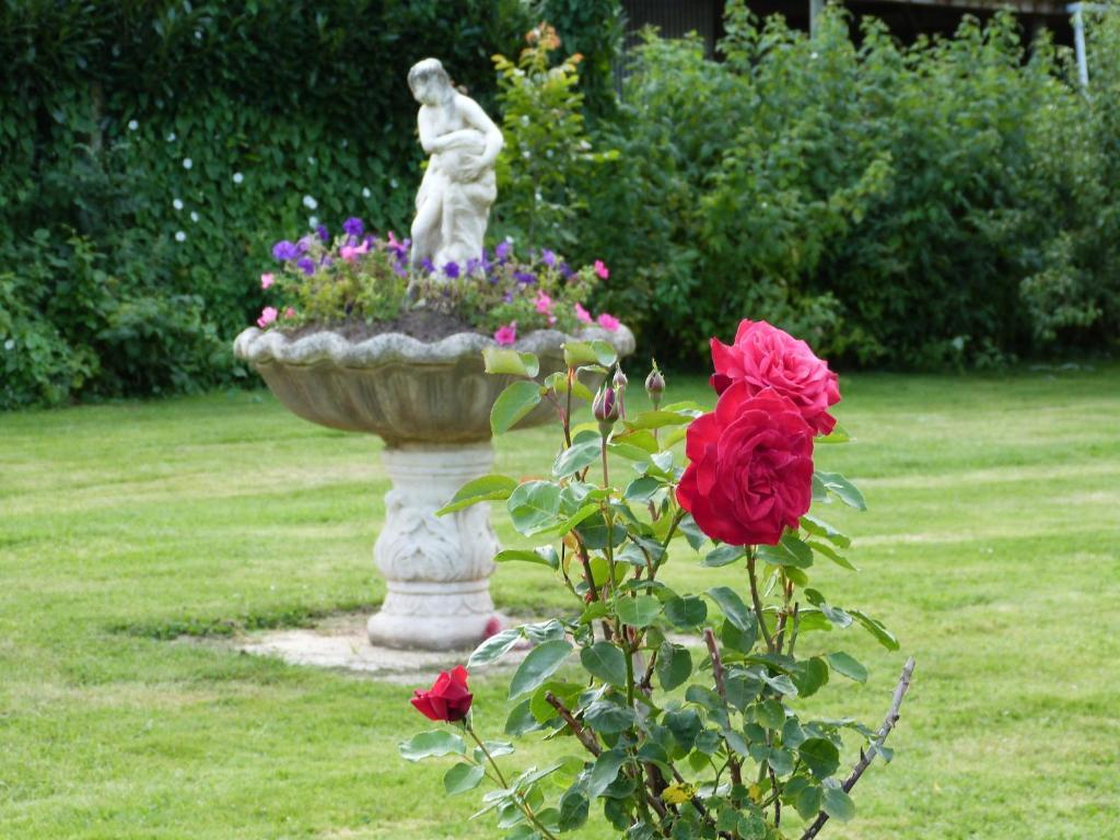 Gite Et Relais Equestre De Marie Tours-en-Vimeu الغرفة الصورة